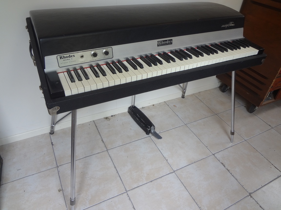 Verkoop Fender Rhodes, Wurlitzer, Hammond, Clavinet en CP70